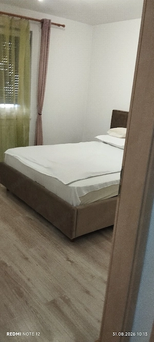 Inchiriez apartament decomandat, complet mobilat și utilat, cu loc de parcare și grădină, in Coresi! - imagine 8