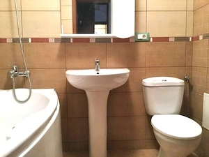✨ închiriez Apartament cu 2 camere, 70 mp, centrală proprie, metrou Republica - imagine 5