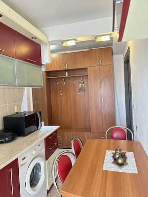 Inchiriez apartament 2 camere - Bld. Grivitei, Brasov - imagine 7