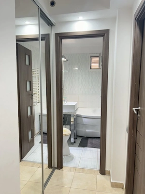 Inchiriez apartament 2 camere - Bld. Grivitei, Brasov - imagine 6