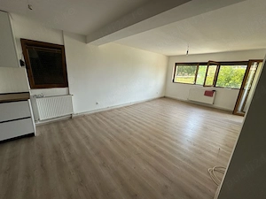 Proprietar vand   inchiriez apartament 3 camere in Giroc - imagine 2