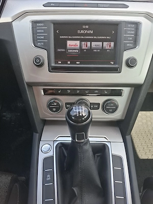 Passat B8 2.0 TDI 150 CP | 82.983 km   - imagine 9