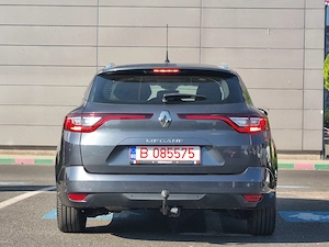 Renault Megane Privillege  - imagine 8