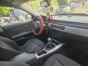 dezmembrez bmw e91