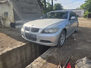 dezmembrez bmw e91 - imagine 5