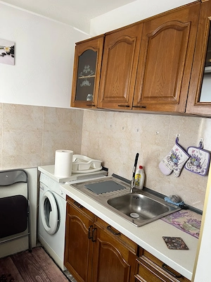 Apartament Primitor și Luminos de Închiriat | Tătărași - Zona Ciric - imagine 4