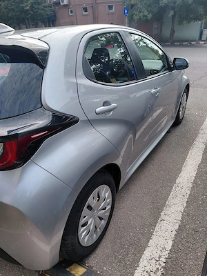 Toyota Yaris Hybrid inmatriculata 2022 | Unic Proprietar - imagine 6