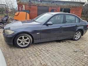dezmembrez bmw e90 nfl - imagine 2