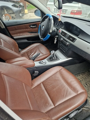 dezmembrez bmw e90 nfl - imagine 4