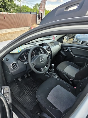 Dacia Duster 2016 4x2 Manual Euro 6 - imagine 7