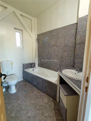 Rosetti-Lascar, apartament modern 3 camere in vila, CT, 80 mp utili - imagine 11
