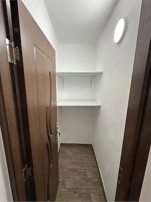 Inchiriez ap 2 camere parter zona Spital Judetean-Liviu Rebreanu, centrala, clima - imagine 6