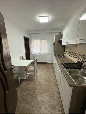 Inchiriez ap 2 camere parter zona Spital Judetean-Liviu Rebreanu, centrala, clima