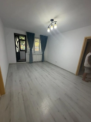 Apartament 2 camere , 50 mp, zona Brazda lui Novac - imagine 3