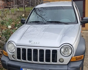 VAND JEEP CHEROKEE , an fabr. 2006, motor 2800 cmc, cu REDUCTOR, pret 4000 euro, negociabil  - imagine 5