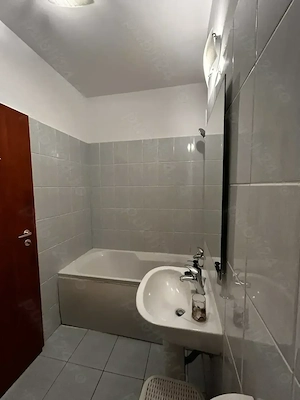 Proprietar Inchiriez Apartament 2 camere mobilat și utilat complet, cu loc de parcare subteran - imagine 2