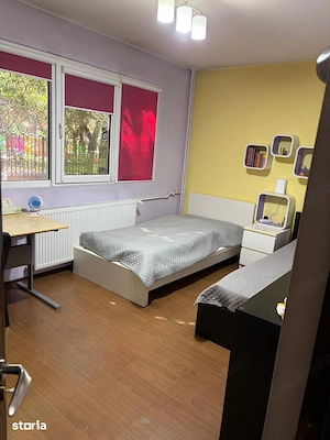 Vand apartament 3 camere, 2 locuri de parcare, mobilat si utilat - imagine 10