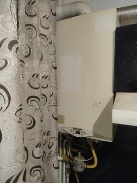 Apartament o camera cu centrala parter  foarte inalt zona Steaua - imagine 6