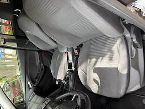 Ford Focus 1.0 EcoBoost, echipare Titanium - imagine 8