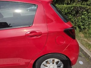  Toyota Yaris   - imagine 7