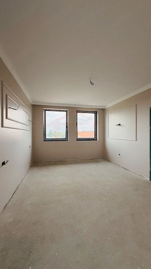 De vanzare casa la intrare in Vanzatori, 165.000€ - imagine 11