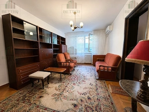 Apartament 3 camere semidecomandat | Etaj intermediar | Lângă parcul IOR