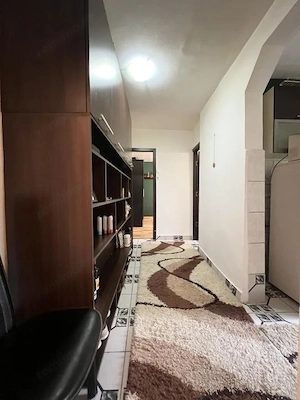  Apartament cu 1 camera, decomandat, 40 mp utili - Girocului - imagine 8
