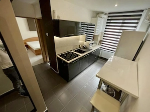 Complex, apartament 2 camere, decomandat, renovat, centrala proprie, clima - imagine 3