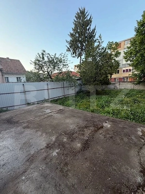 Blitz oferă spre vânzare casa/spațiu commercial in Tarnaveni. - imagine 6