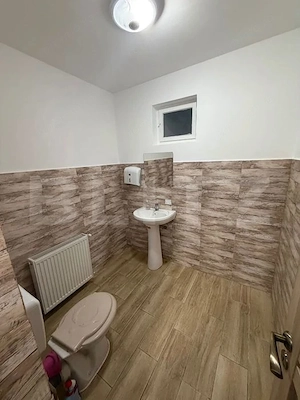 Blitz oferă spre vânzare casa/spațiu commercial in Tarnaveni. - imagine 7