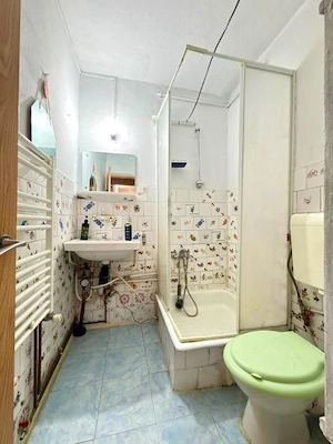 Apartament spatios, 4 camere, 79 mp utili, etaj 1 - Zona Lipovei - imagine 7