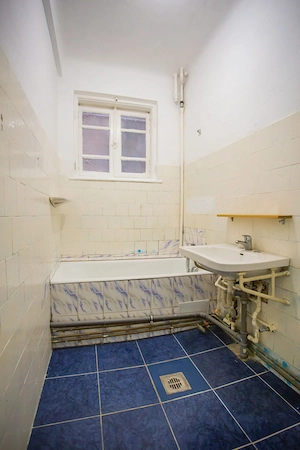 Inchiriez Apartament 2 Camere NEMOBILAT   Calea Moșilor 88 (Zona Centrală   Piața Sfânta Vineri) - imagine 7