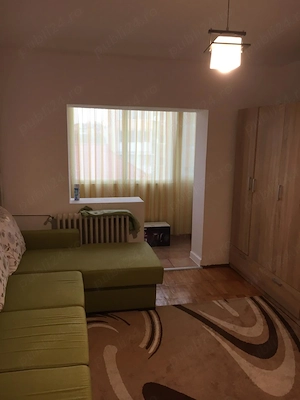 Apartament 1 camera decomandatetaj2Araduluiaproape de Piata Verdeamenajatmobilatutilat - imagine 4