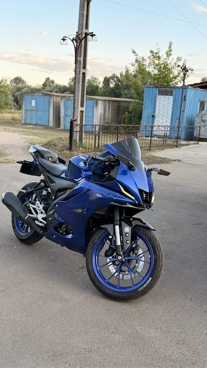 yamaha yzf r125  - imagine 2