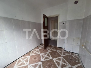 Apartament 2 camere semidecomandat zona V.Alecsandri se accepta schimb - imagine 6