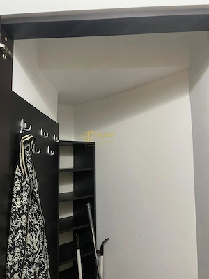 Apartament o camera zona Hala Centrala