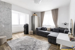 Apartament 2 camere decomandat, cu terasa, gradina si parcare privata – Tractorul, Coresi - imagine 5