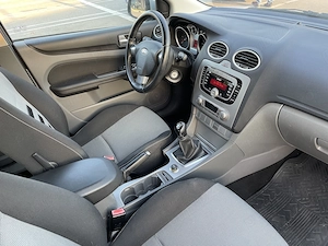 Ford Focus 1.6 TDCI DPF 110 CP DV6 - imagine 8