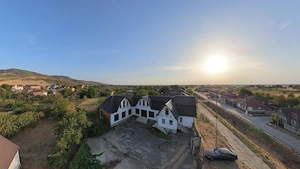 Casă 300 mp  cu posibilități multiple în Covăsânț - imagine 12