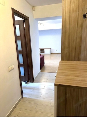 Apartament 3 camere, etaj 1, parcare inclusa, 2 băi, zona Trapezului - imagine 4