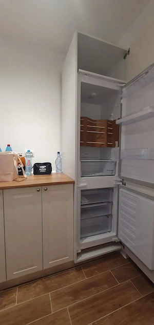 Inchiriez apartament 2 camere, decomandat, renovat recent - imagine 9