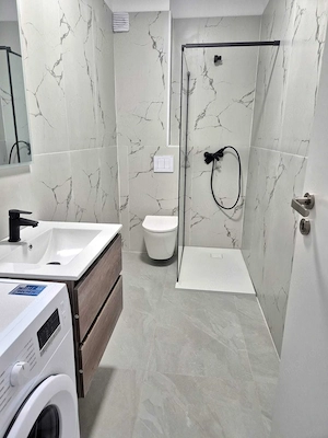 Apartament de inchiriat 2 camere la prima inchiriere cu parcare
