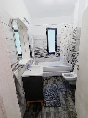 Închiriez apartament cu 2 camere - imagine 6