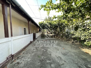 Casa de vanzare 126 mp utili si teren 1554 mp, Sacalaz.