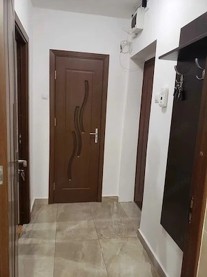 Apartament 2 camere. in Cornisa, spre inchiriere - imagine 2