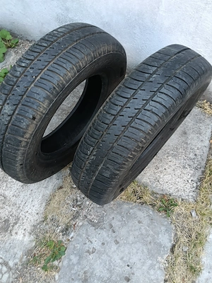 Vând anvelope vară 