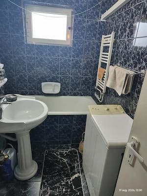 Apartament cu 2 camere decomandat-etaj2-mobilat-zona I.Corvin Deva - imagine 5