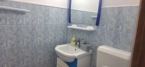 Inchiriez apartament 3 camere - imagine 4