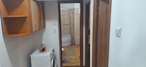 Inchiriez apartament 3 camere - imagine 3