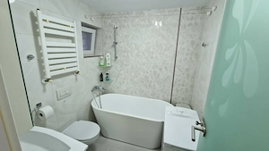 inchiriez apartament 3 camere decomandat | 70 mp | prima închiriere după renovare | 3 5 min metrou C - imagine 5